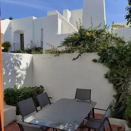 Appartement - Playa - 2 En Urbanizacion Al Lado Del Mar Mi18 Estepona