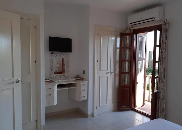 - Playa - 2 En Urbanizacion Al Lado Del Mar Mi18 Estepona