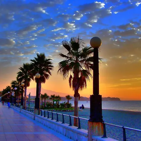 - Playa - 2 En Urbanizacion Al Lado Del Mar Mi18 * Estepona